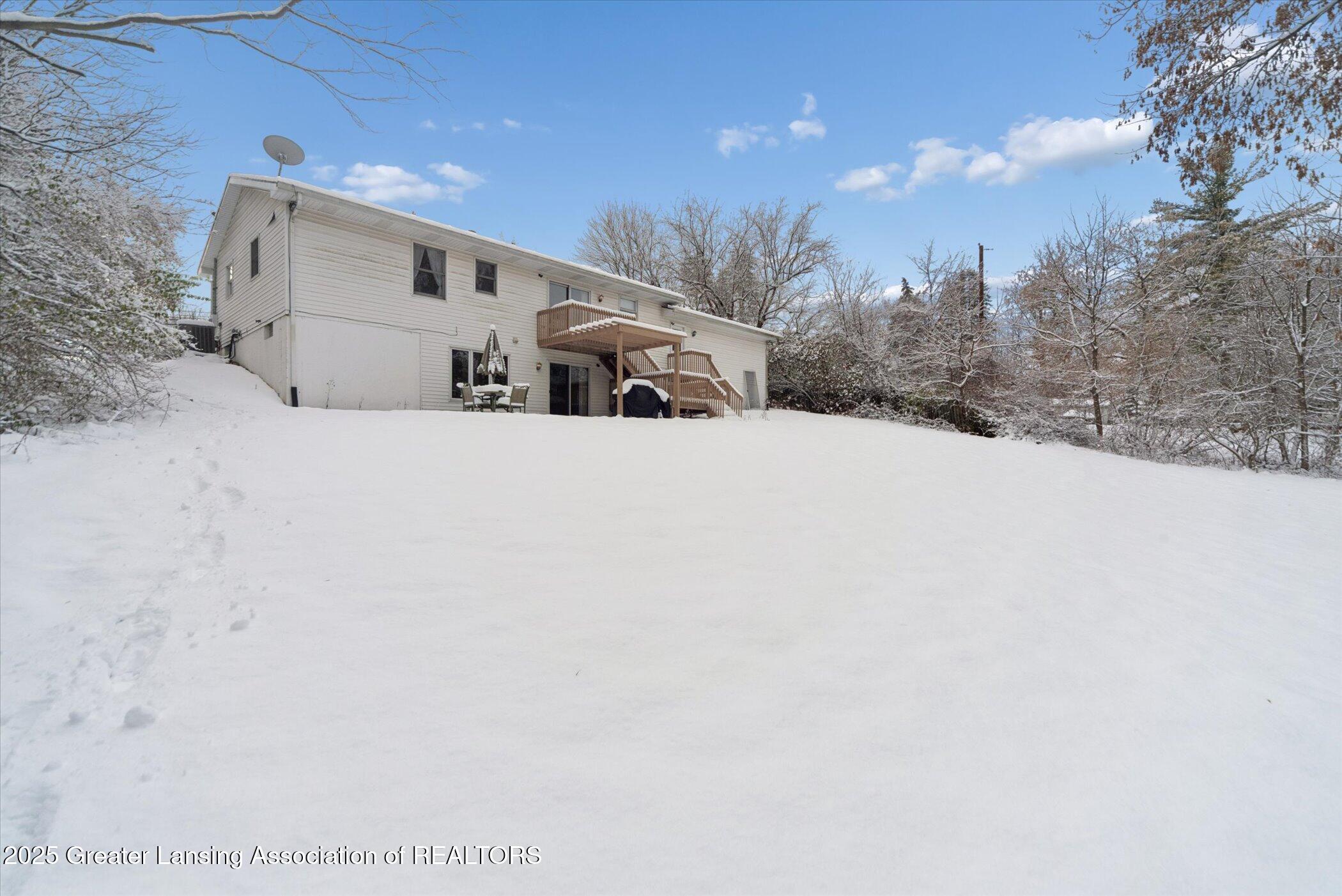 5125 East Clark Road Bath, MI 48808 - Photo 32 of 36 36-5125-Clark-Rd-Windowstill