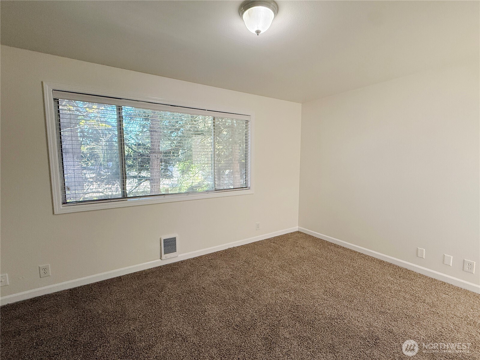 1526 192nd Street Southeast, Unit P4 Bothell, WA 98012 - Photo 6 of 15
