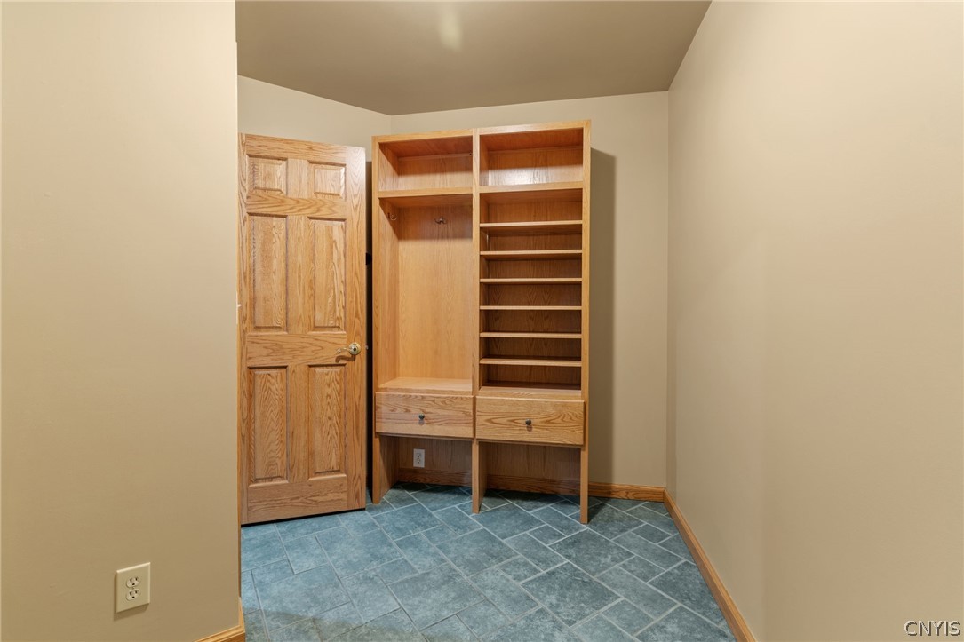 1103 Rail Fence Road Camillus, NY 13031 - Photo 29 of 50 Large walk in pantry