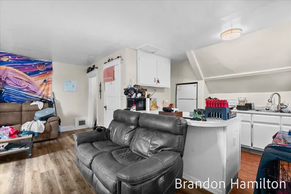 $170,000 | 107 West Center Street, Belding, MI 48809