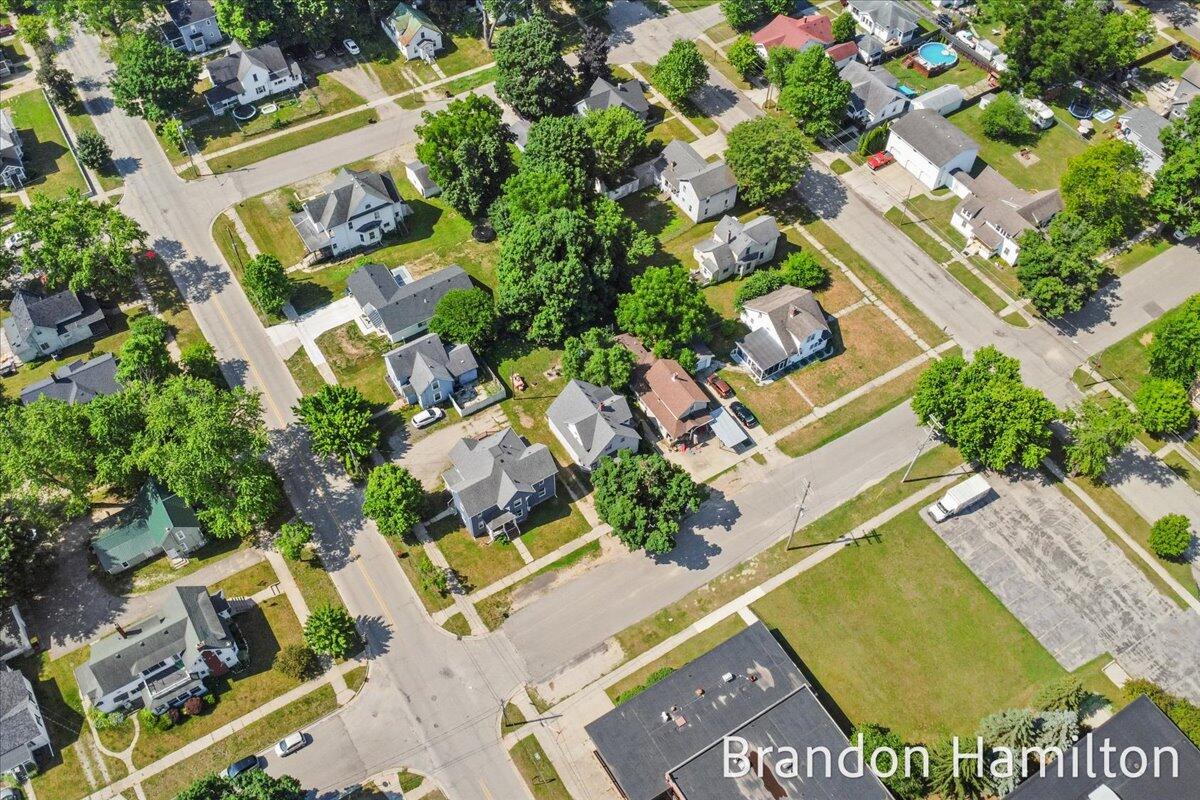 107 West Center Street Belding, MI 48809 - Photo 30 of 35 30-DJI_0400