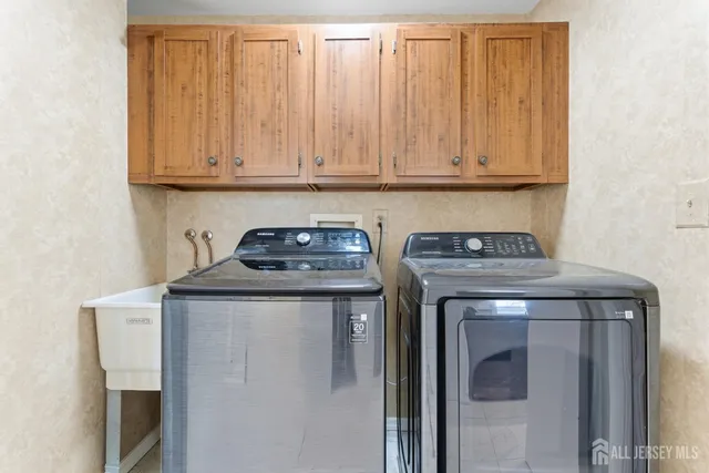 a view of washer and dryer