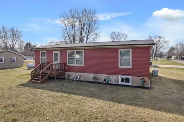 $379,900 | 226 South Herman Street, Buffalo City, WI 54622