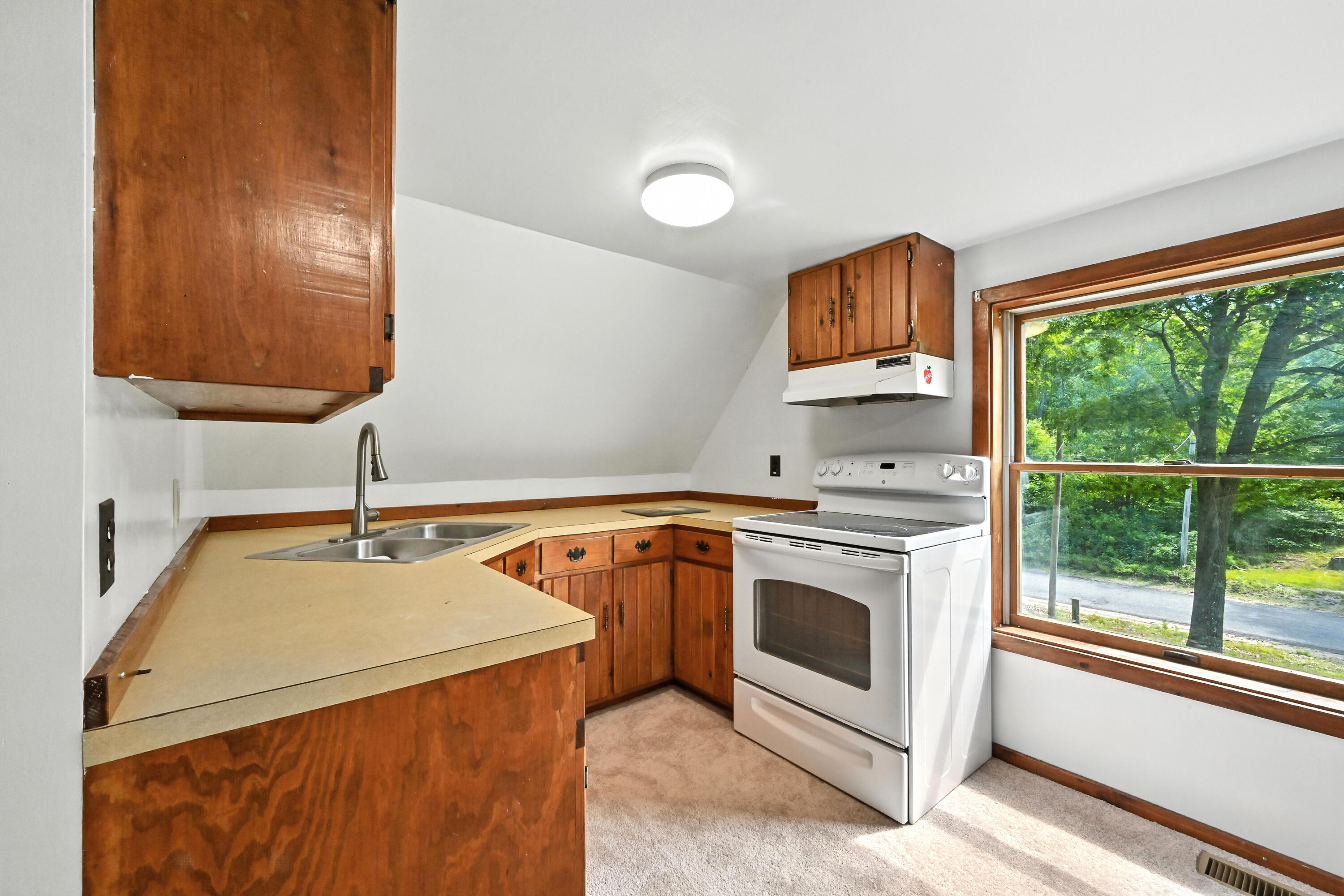 106 Mancine Road Turner, ME 04282 - Photo 19 of 35 110104gr-128