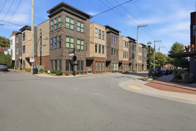 $379,900 | 520 Madison Street, Nashville, TN 37208