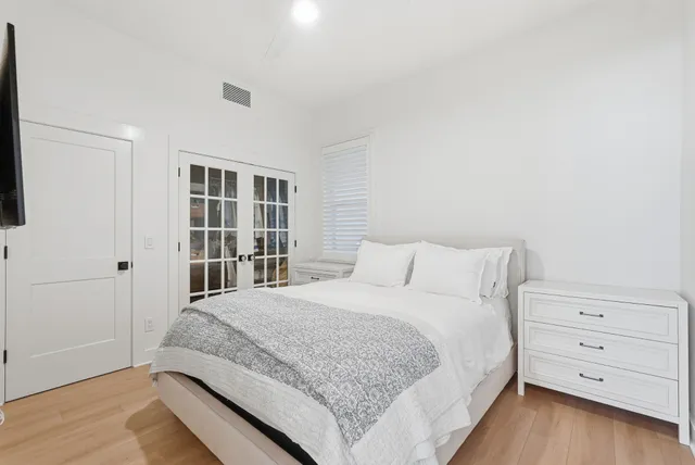 $379,900 | 520 Madison Street, Nashville, TN 37208