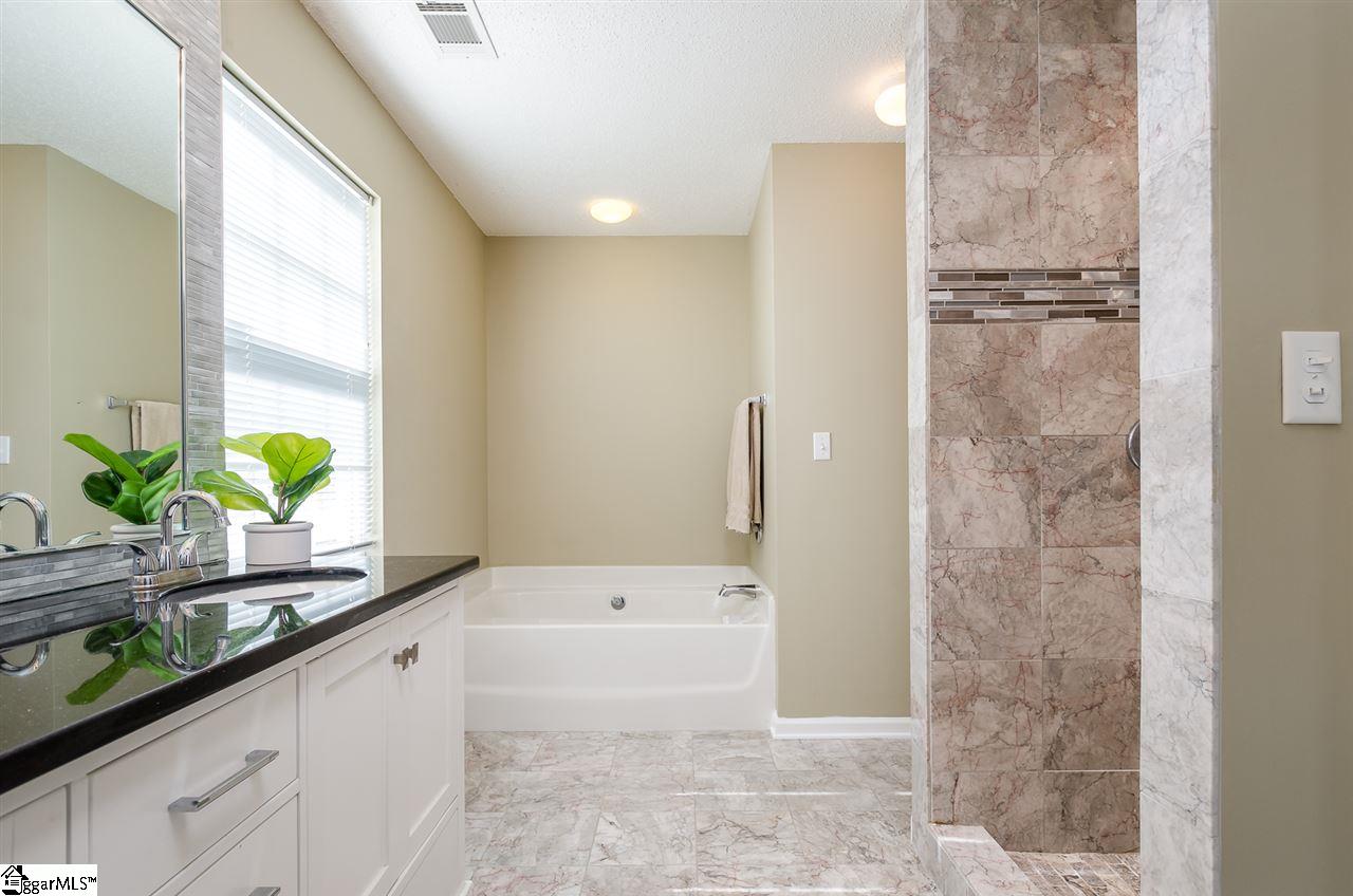 340 Highgate Circle Greer, SC 29650 - Photo 13 of 28 Gallery Image 13
