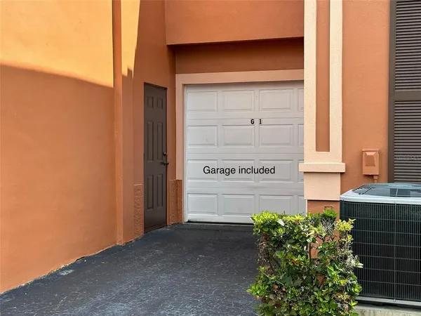 $1,995 | 10534 White Lake Court, Unit 10534, Tampa, FL 33626