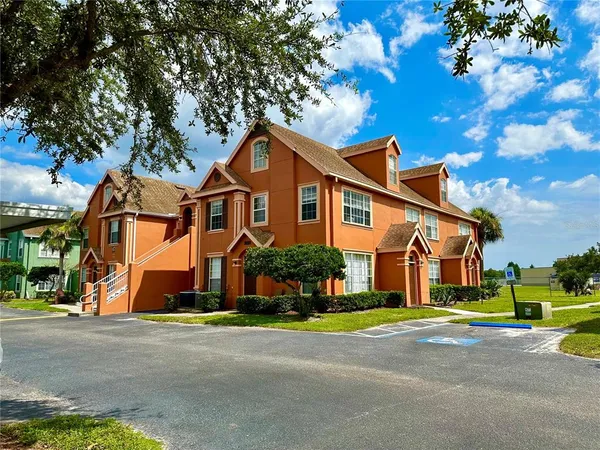 $1,995 | 10534 White Lake Court, Unit 10534, Tampa, FL 33626