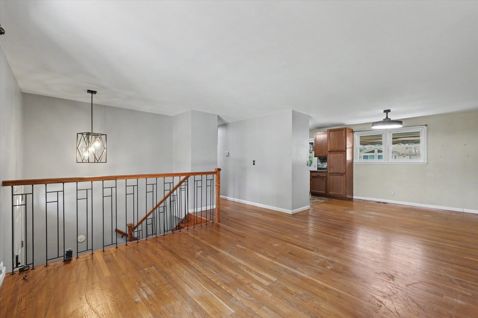 1524 Gates Drive Rantoul, IL 61866 - Photo 7 of 38