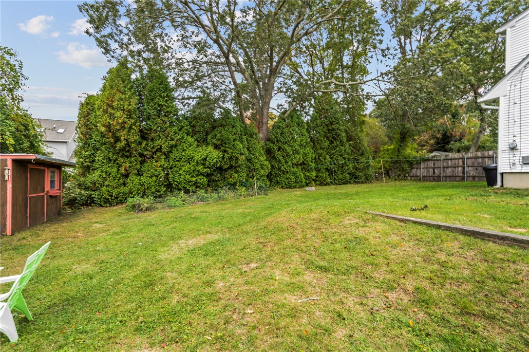 17 Edgewater Road Narragansett, RI 02882 - Photo 22 of 28