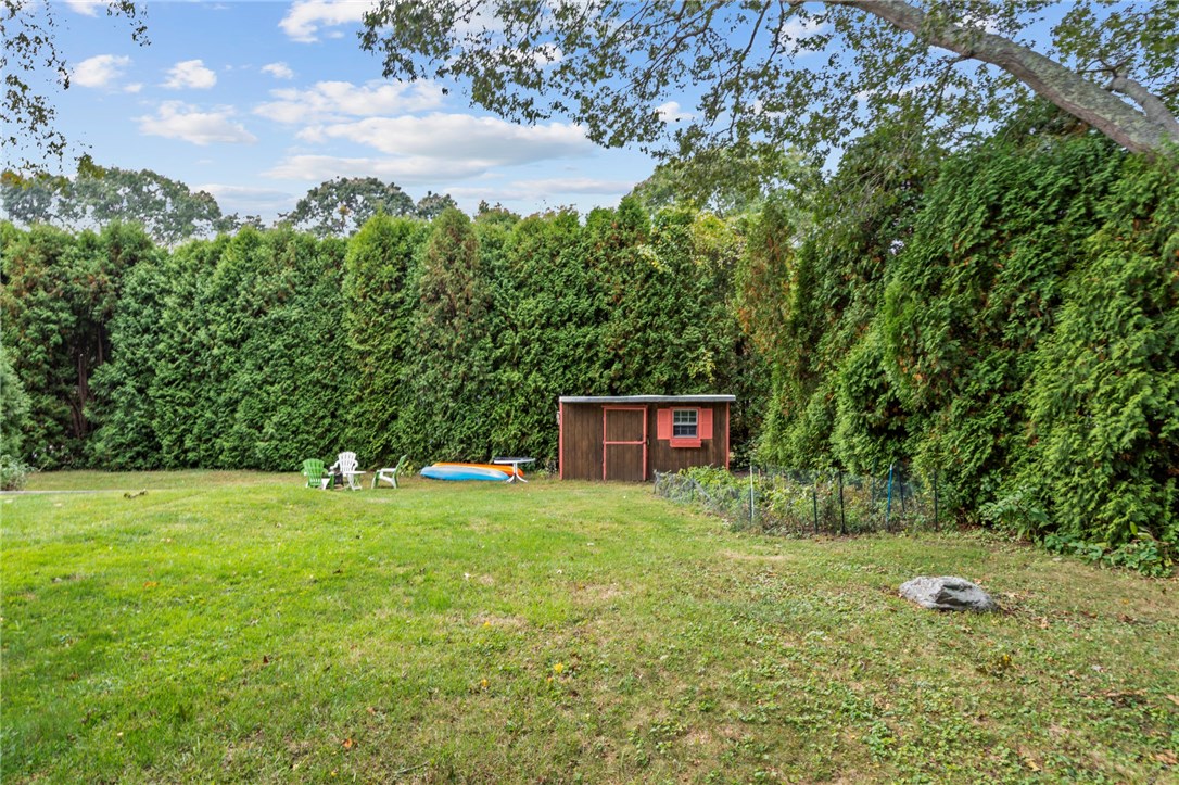 17 Edgewater Road Narragansett, RI 02882 - Photo 23 of 28