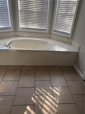 $1,800 | 5064 Laurel Glen Court Southeast, Smyrna, GA 30082