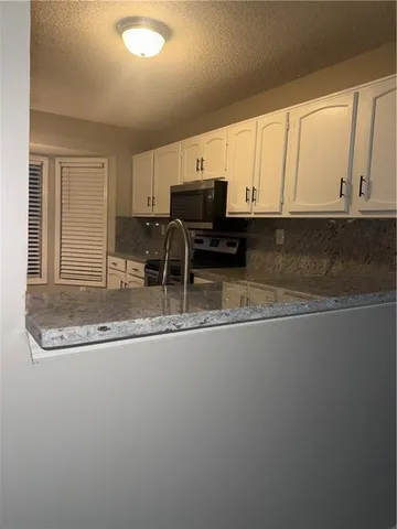 $1,800 | 5064 Laurel Glen Court Southeast, Smyrna, GA 30082