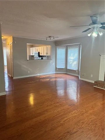 $1,800 | 5064 Laurel Glen Court Southeast, Smyrna, GA 30082