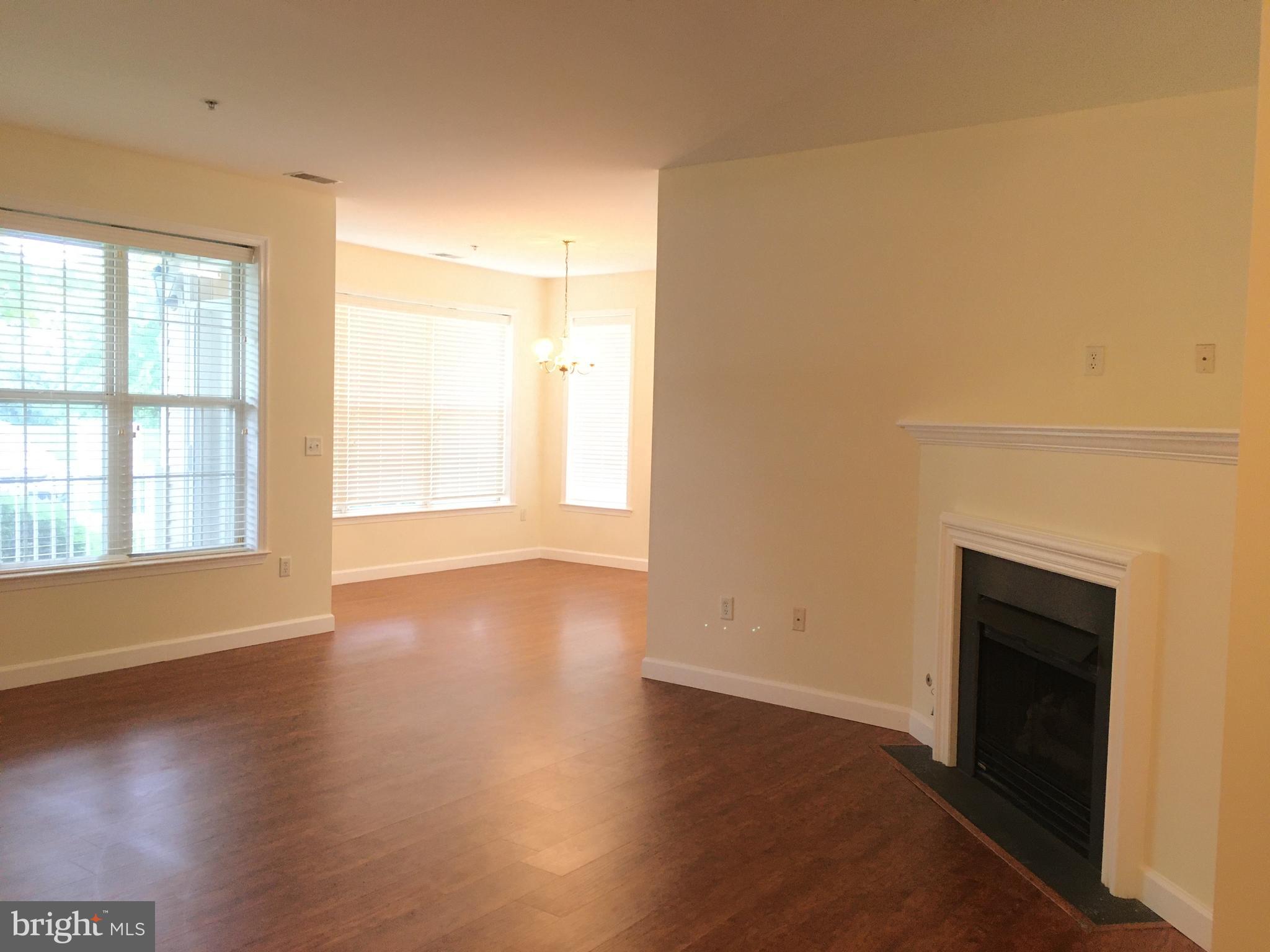 52 Kyle Way Ewing, NJ 08628 - Photo 8 of 27