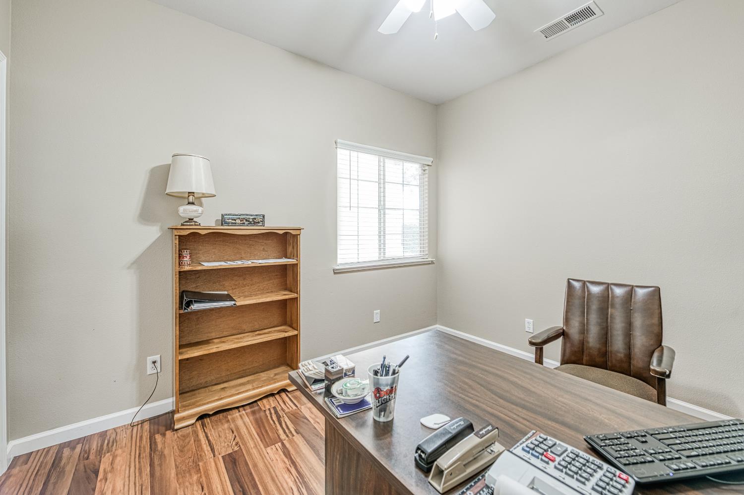 1893 Decatur Avenue Clovis, CA 93611 - Photo 36 of 49 Gallery Image 36