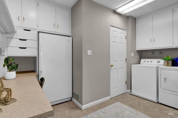 $800,000 | 3701 West Crescent Rim Drive, Unit 406, Boise, ID 83706