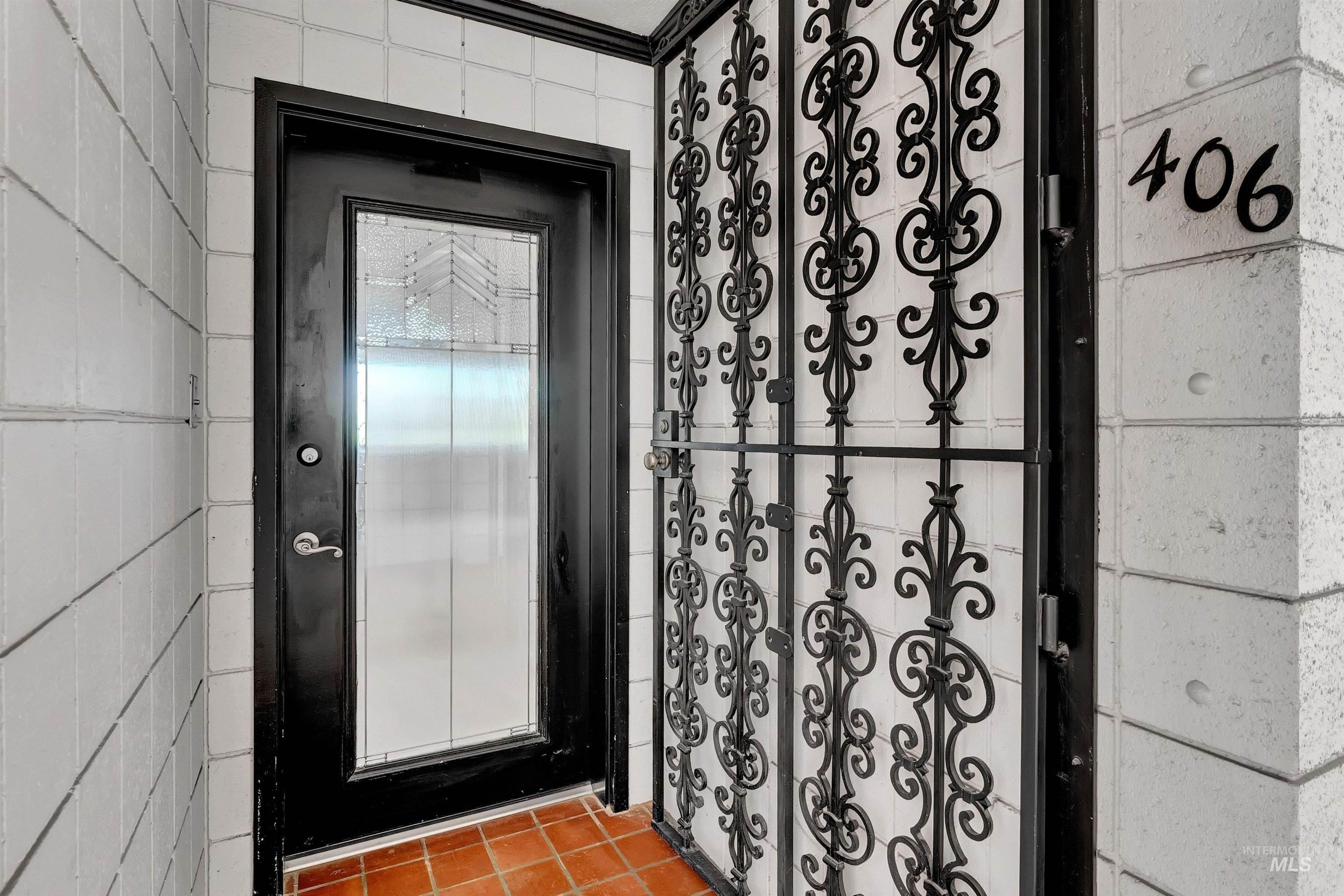 3701 West Crescent Rim Drive, Unit 406 Boise, ID 83706 - Photo 6 of 36