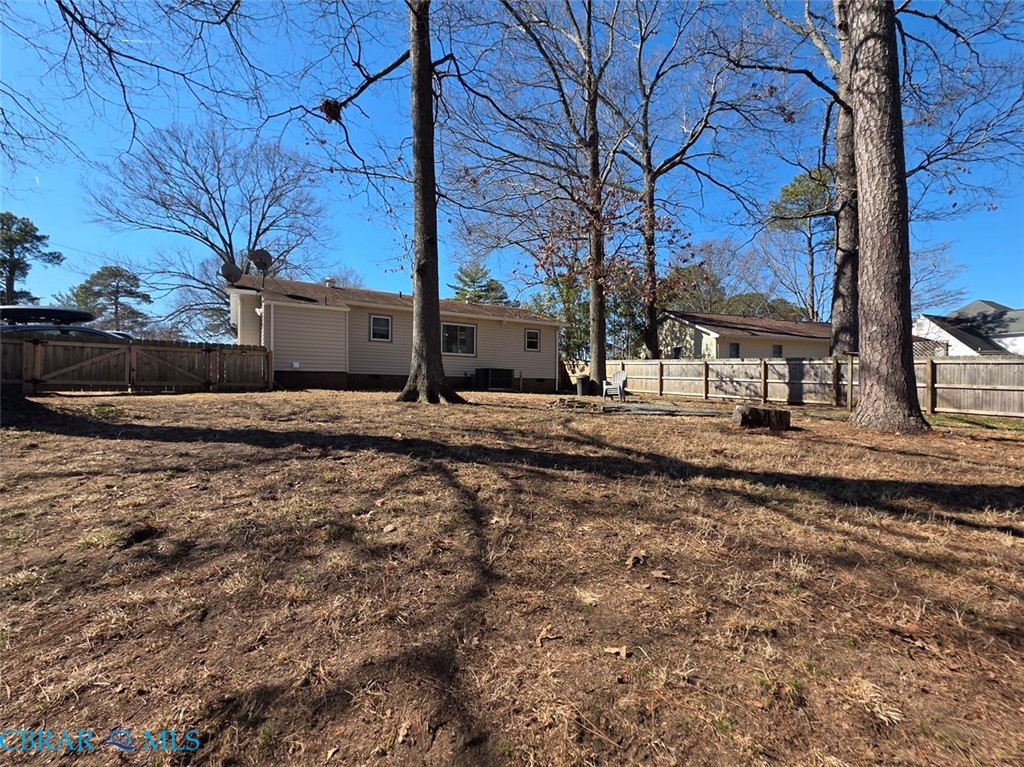 1399 Mercer Road Gloucester Point, VA 23062 - Photo 8 of 24