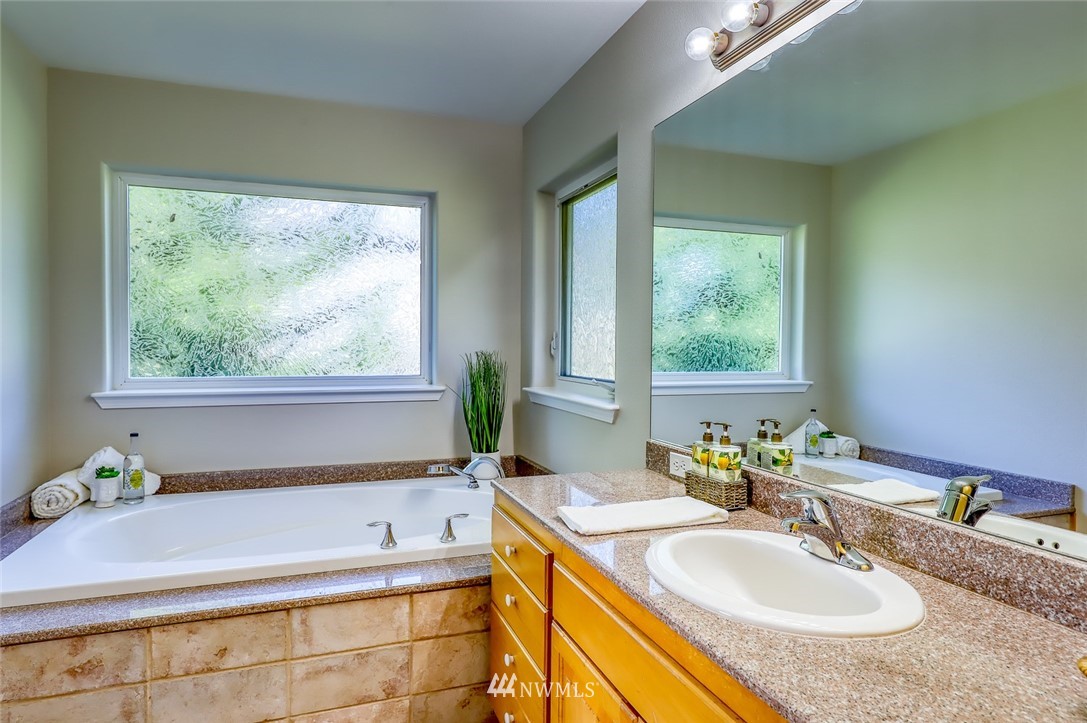 1542 Fox Hollow Road Sequim, WA 98382 - Photo 18 of 40