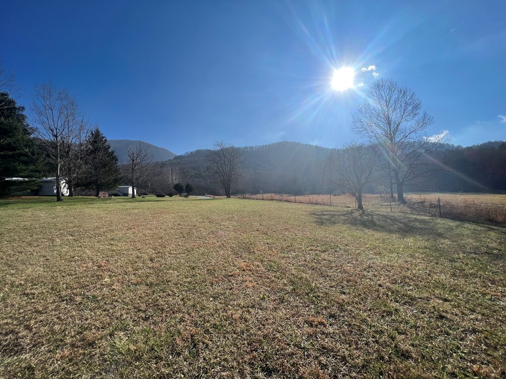 11 Katy Hollar Rd. Road Sevierville, TN 37862 - Photo 12 of 17