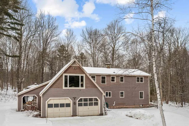 $469,000 | 151 Morningside Drive, Weathersfield, VT 05156