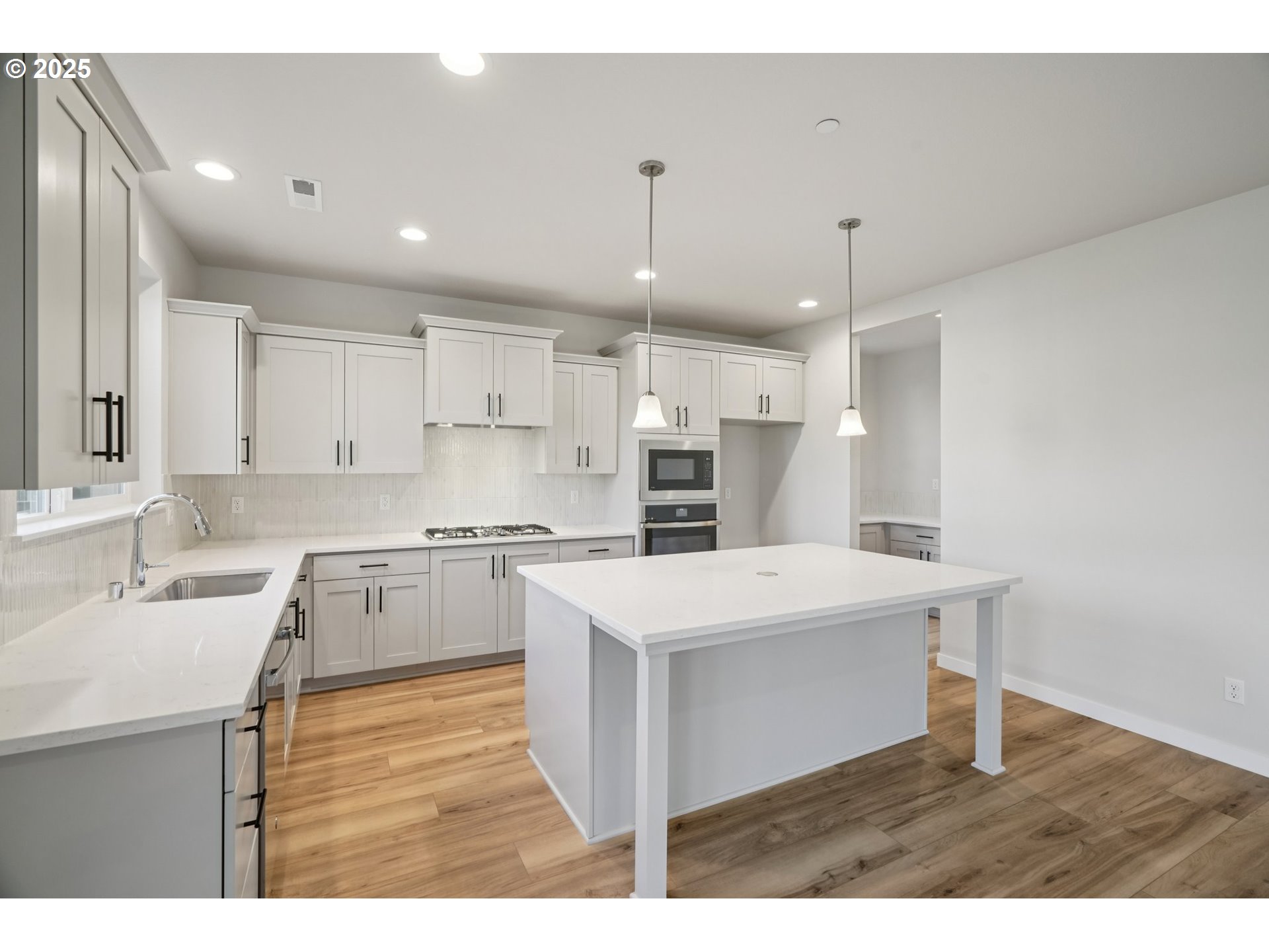 1393 North Kalani Loop, Unit LOT 56 Ridgefield, WA 98642 - Photo 4 of 41