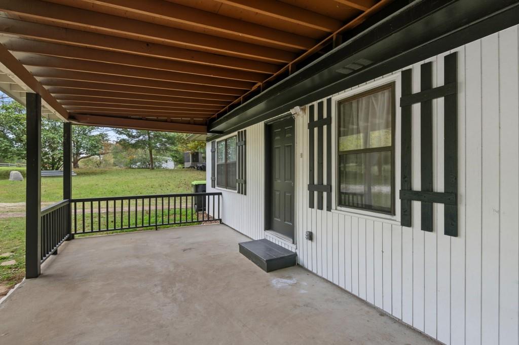 746 North Walton Store Road Douglasville, GA 30134 - Photo 4 of 26