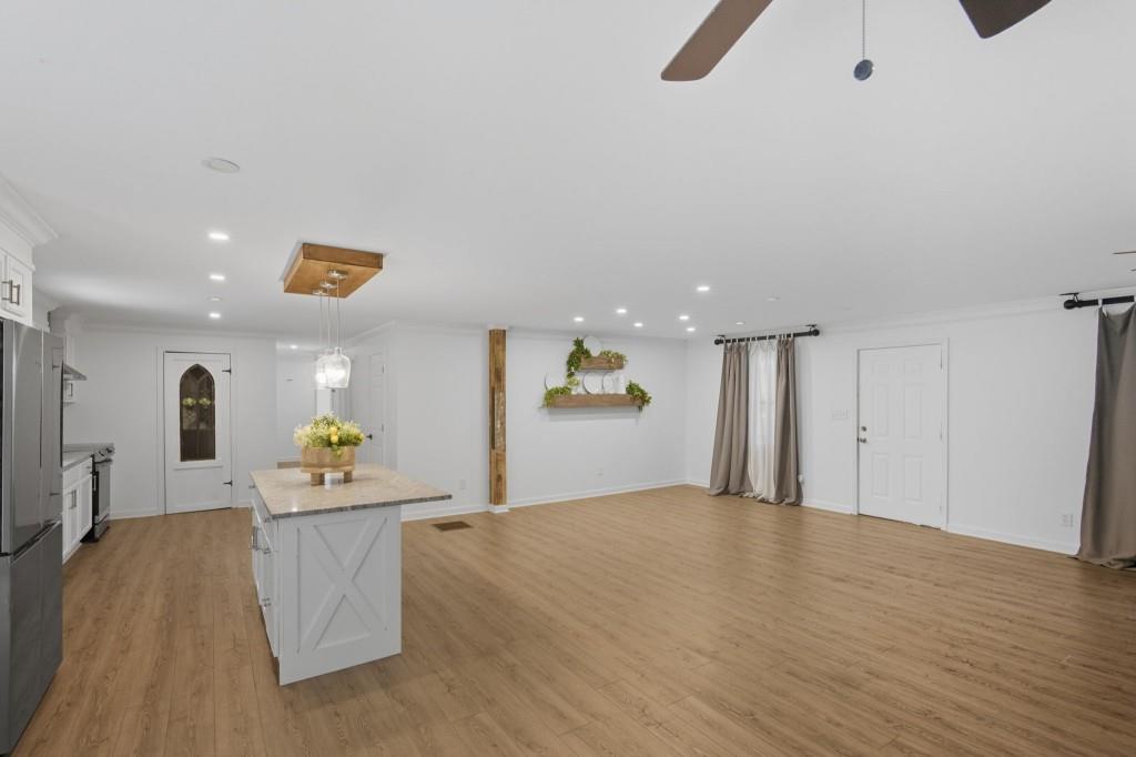 746 North Walton Store Road Douglasville, GA 30134 - Photo 7 of 26