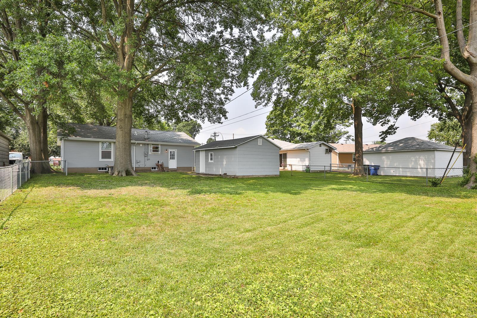 4039 Weber Road St. Louis, MO 63123 - Photo 15 of 15