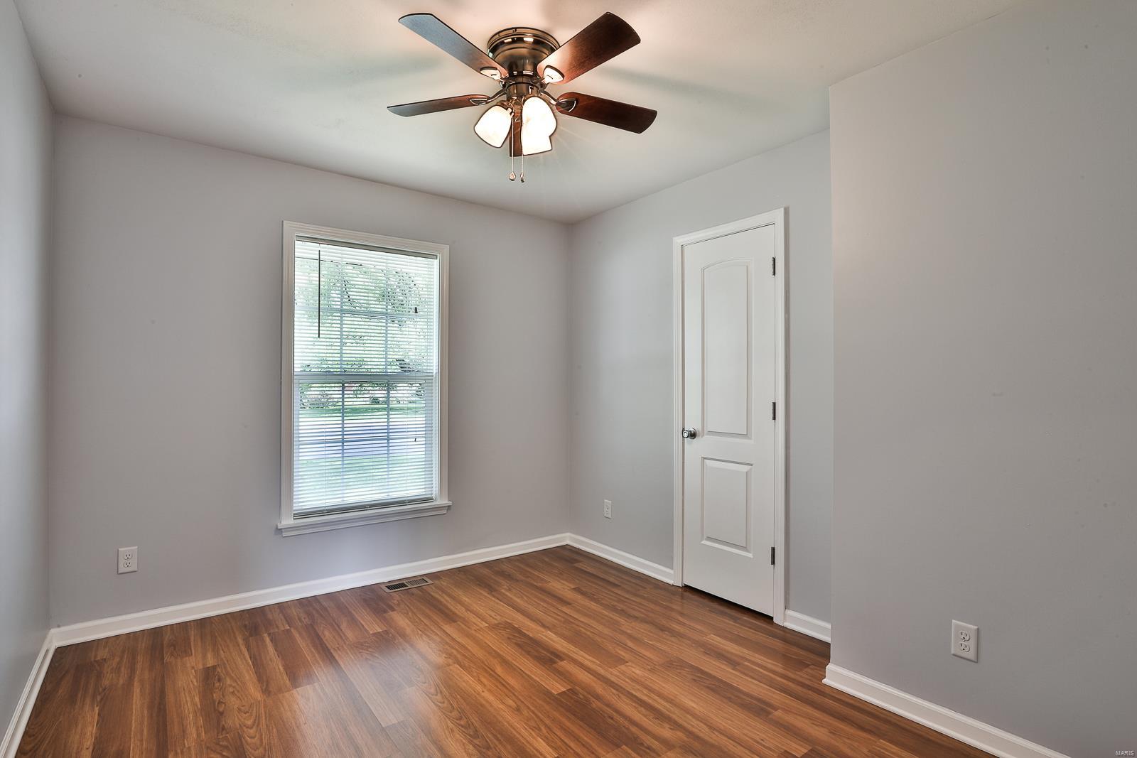 4039 Weber Road St. Louis, MO 63123 - Photo 10 of 15