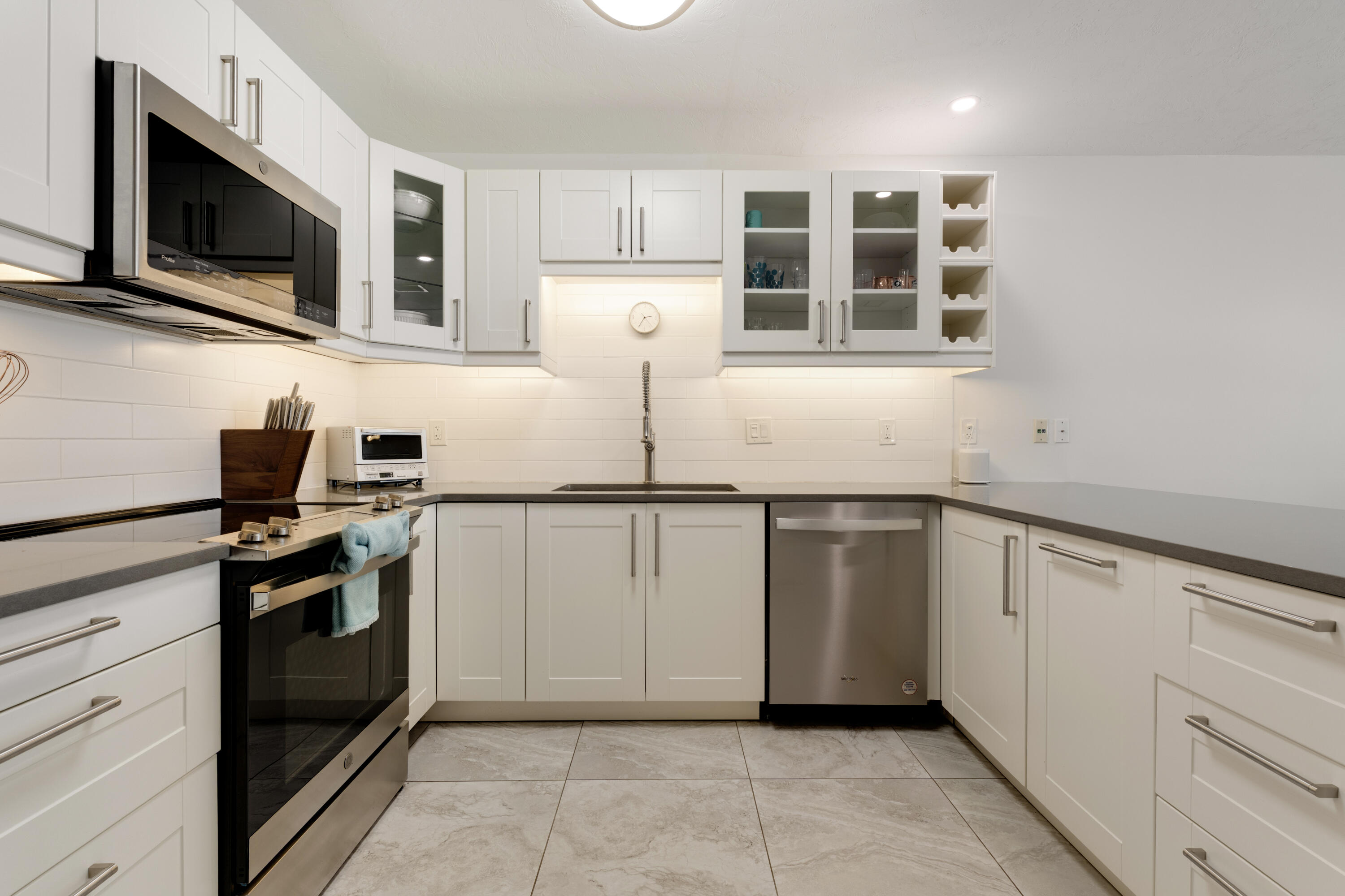 440 9th Street Key Colony Beach, FL 33051 - Photo 13 of 50 Cabinets Galore