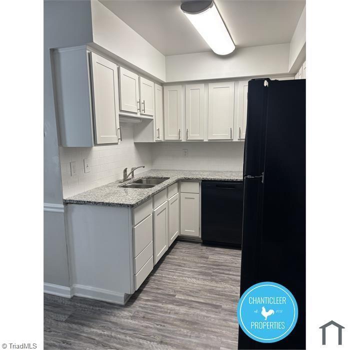 501 Greenbriar Road, Unit D Greensboro, NC 27405 - Photo 2 of 4