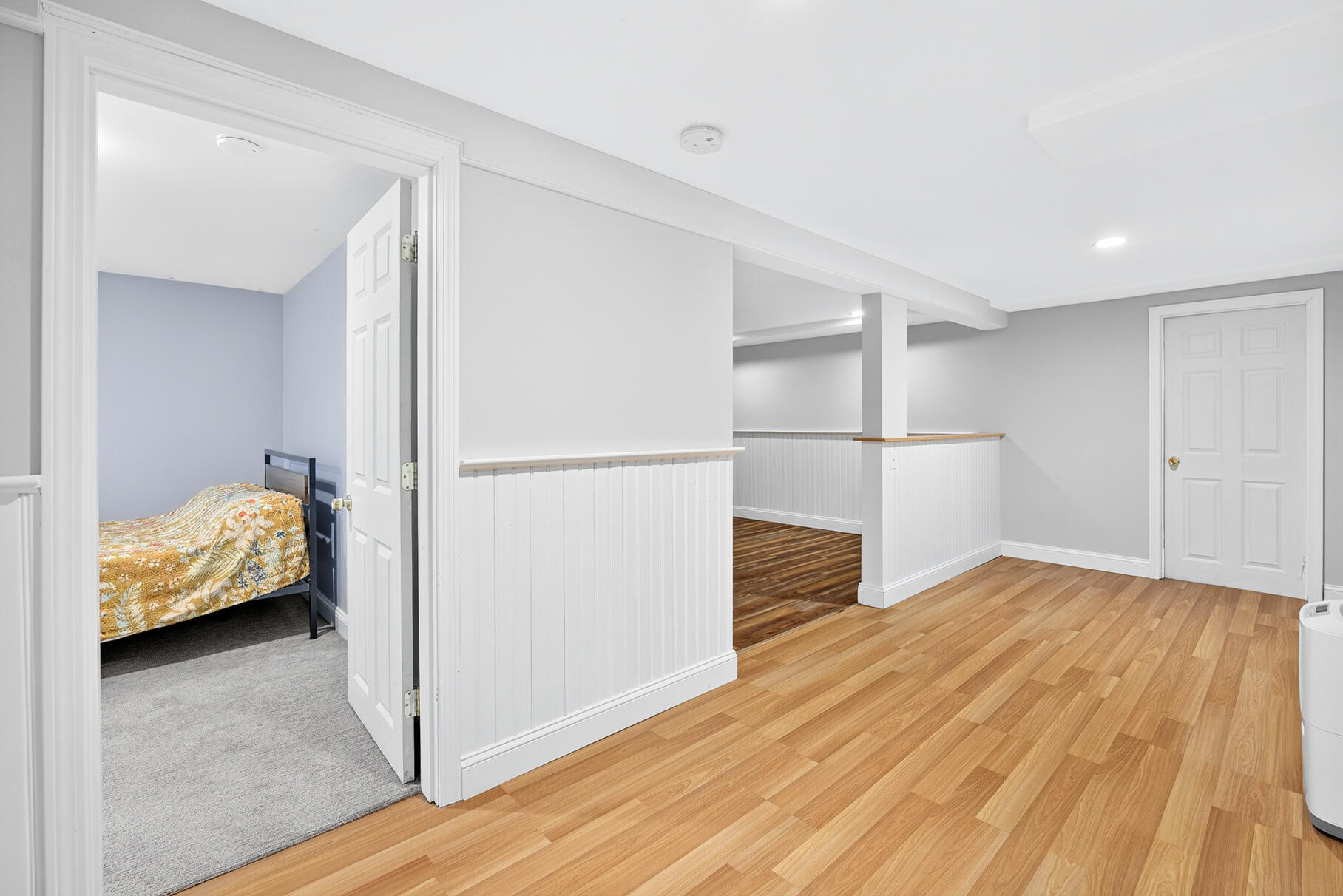 33 Captain William Arthur Road Brewster, MA 02631 - Photo 27 of 40 Recessed Lighting