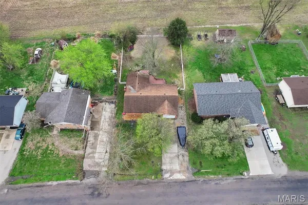 $258,000 | 753 Boulevard De Cannes, Edwardsville, IL 62025