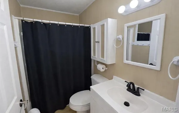 $262,000 | 753 Boulevard De Cannes, Edwardsville, IL 62025
