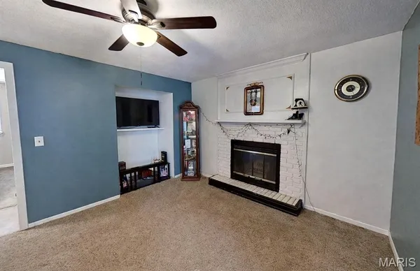 $262,000 | 753 Boulevard De Cannes, Edwardsville, IL 62025