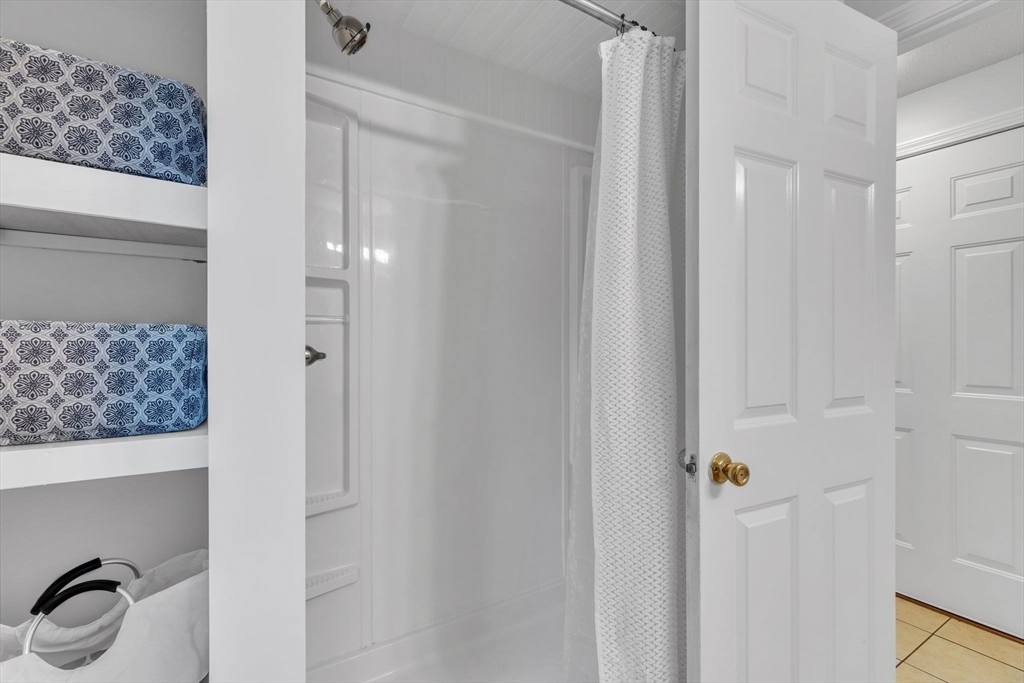 44 Border Street Springfield, MA 01104 - Photo 27 of 37 a bathroom with a shower