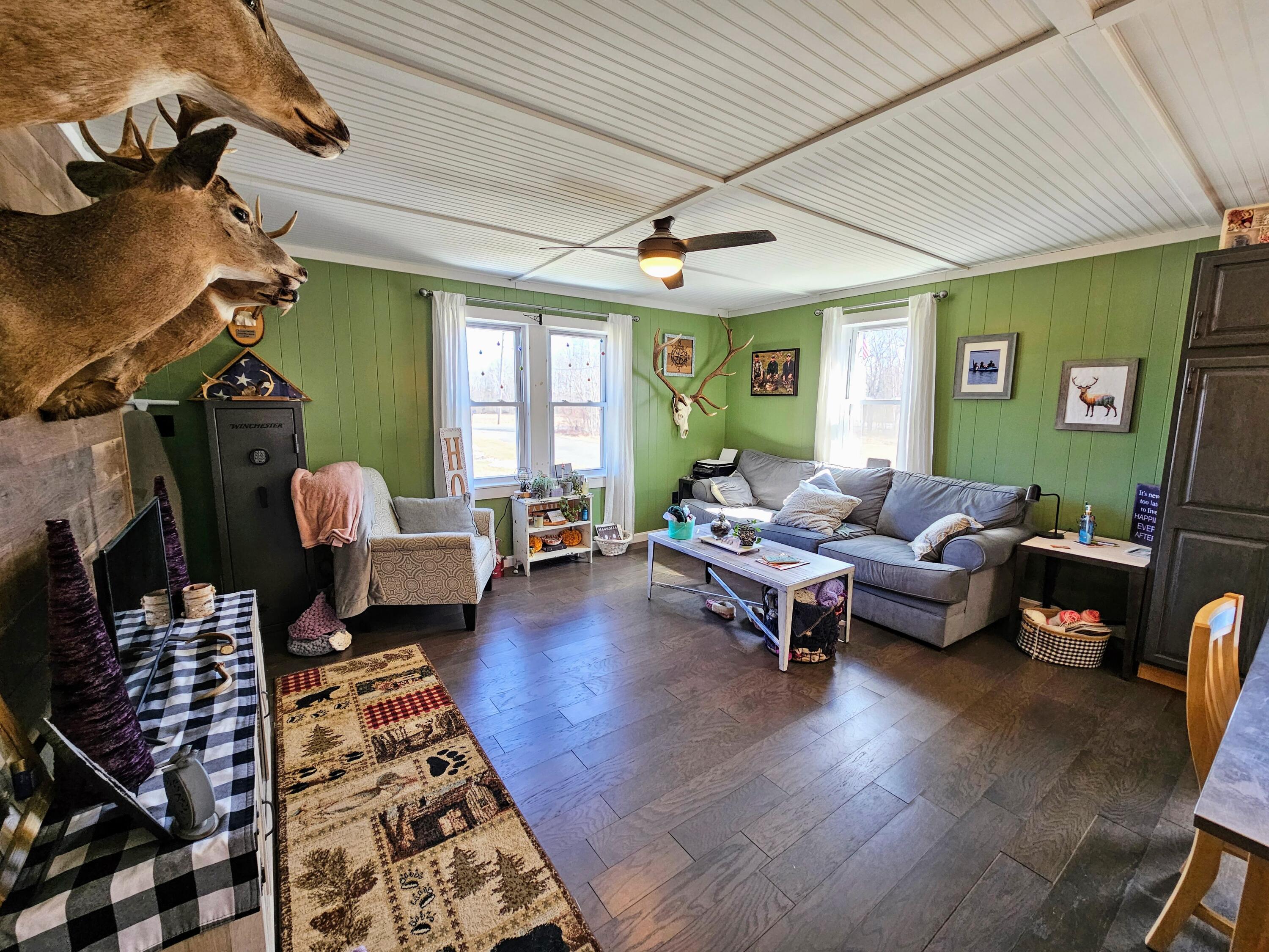 265 Darling Road Hudson, ME 04449 - Photo 14 of 24 Living