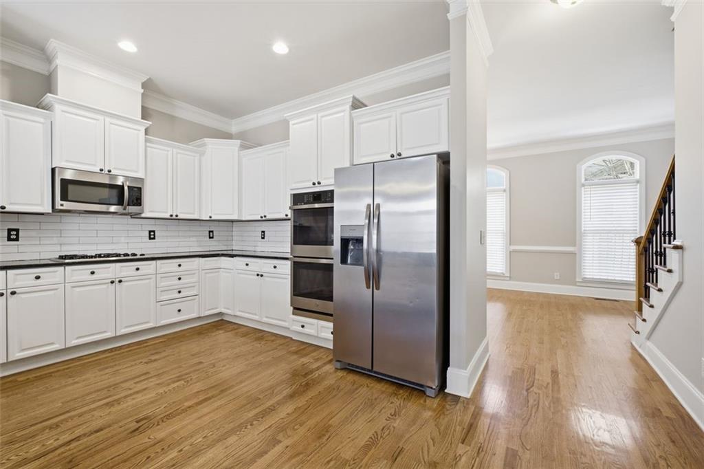 109 West Ridge Way Roswell, GA 30076 - Photo 8 of 36