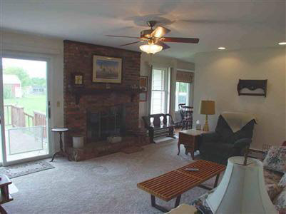6405 East Coldwater Road Flint, MI 48506 - Photo 4 of 8 20259974-3.JPG