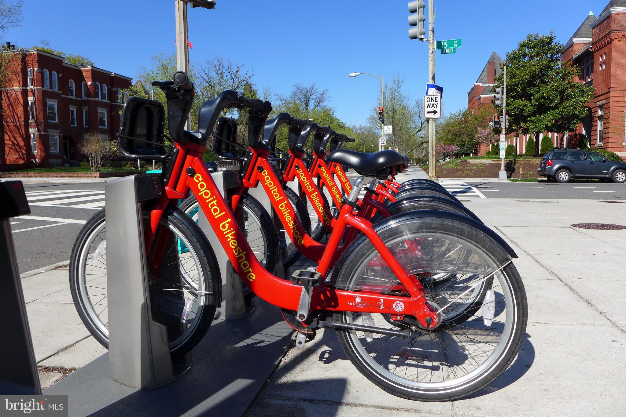 415 17th Street Northeast, Unit A Washington, DC 20002 - Photo 34 of 41 BikeShare