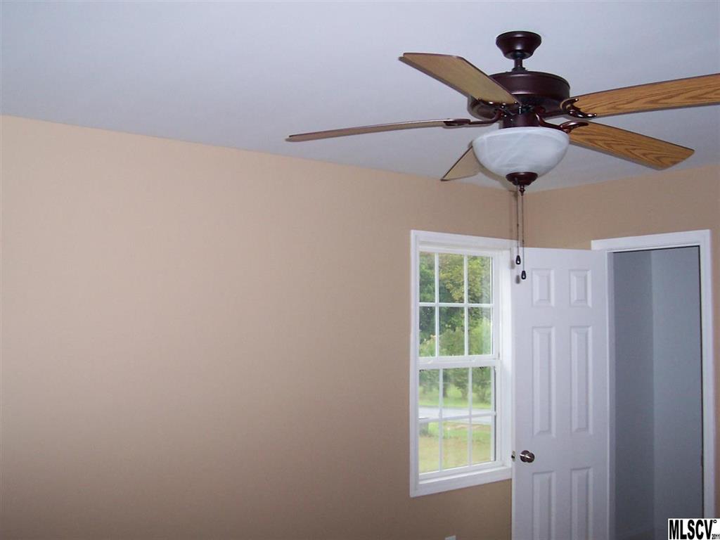 4032 RPM Drive Maiden, NC 28650 - Photo 6 of 11 Gallery Image 6