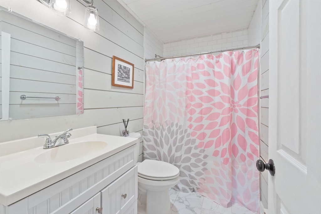 189 Beaman Road Princeton, MA 01541 - Photo 23 of 36