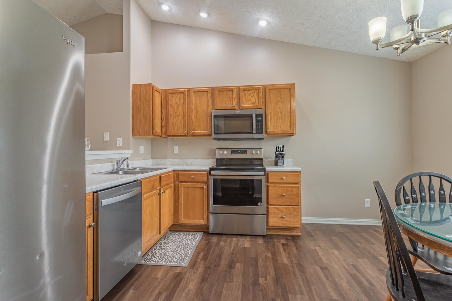 9941 Clippinger Road Evansville, IN 47725 - Photo 12 of 21 Gallery Image 12
