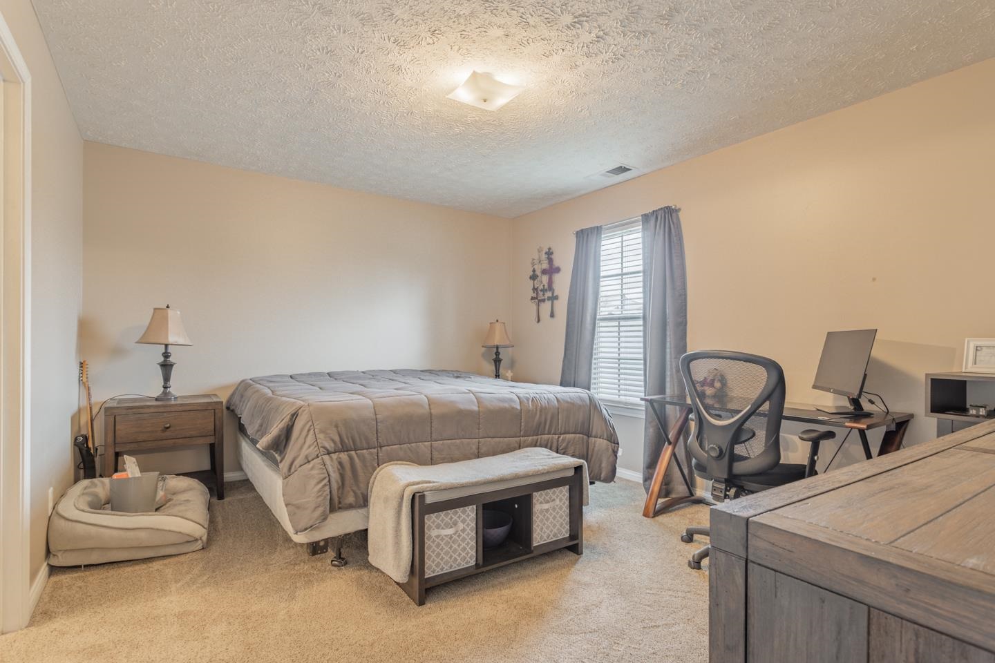 9941 Clippinger Road Evansville, IN 47725 - Photo 13 of 21 Gallery Image 13
