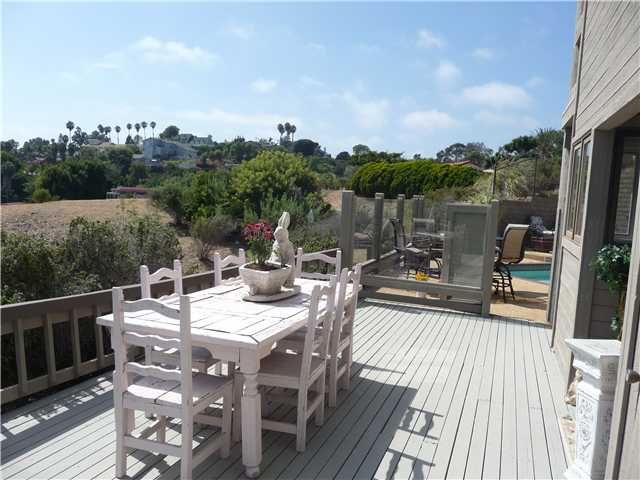 1898 Ivy Road Oceanside, CA 92054 - Photo 7 of 25