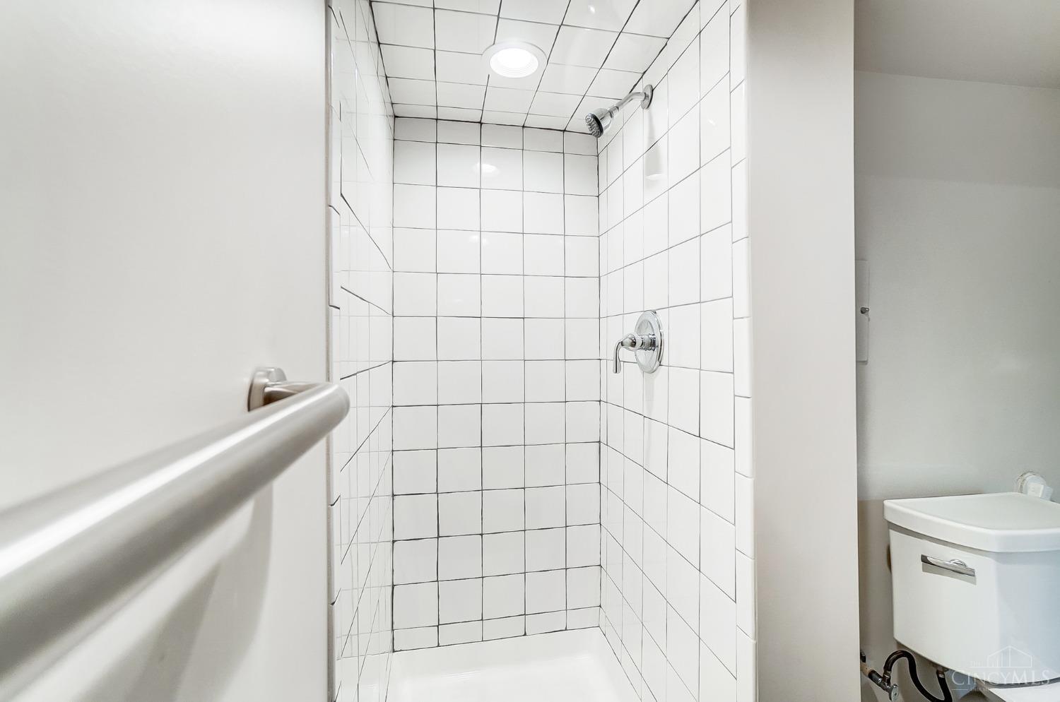 3790 West Fork Road Cincinnati, OH 45247 - Photo 38 of 54 Gallery Image 38