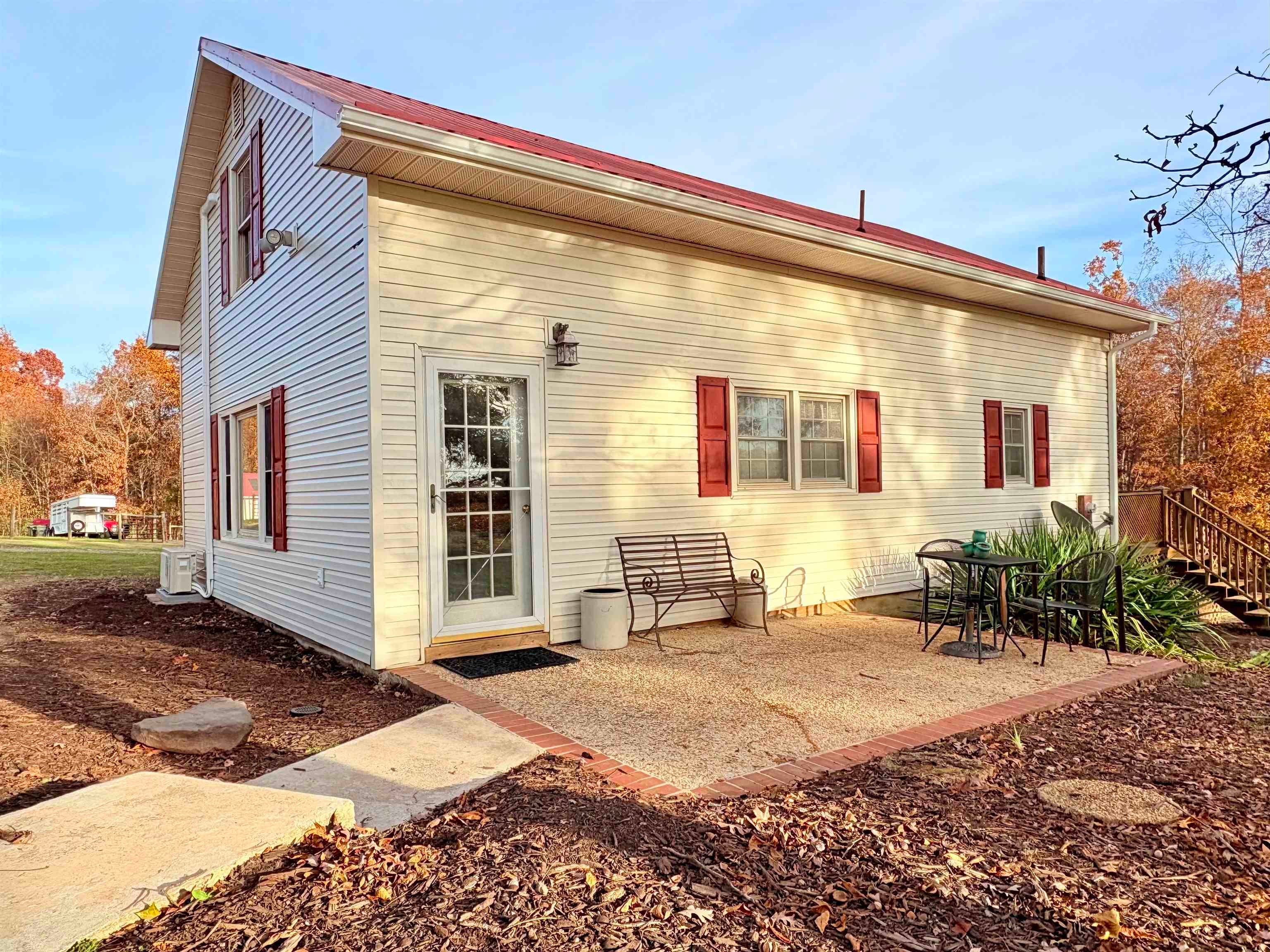 2740 Lantern Road Radford, VA 24141 - Photo 5 of 113 Gallery Image 5